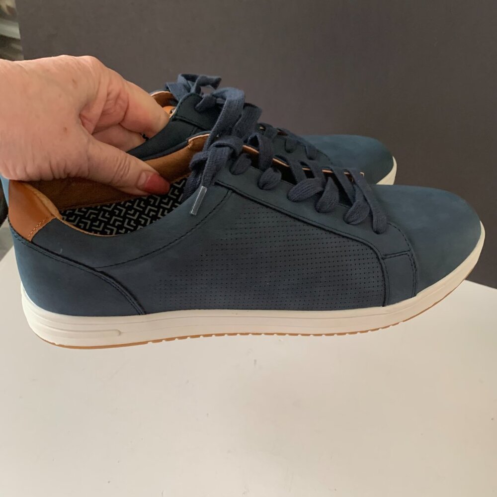 MADDEN MENS SNEAKERS BLUE SIZE 10 - Picture 9 of 9